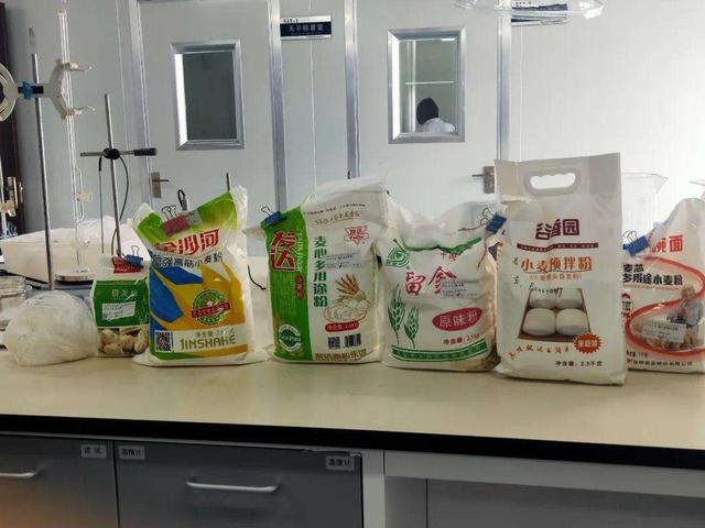面粉哪个品牌的质量好知乎（面粉哪个品牌的质量好中国）