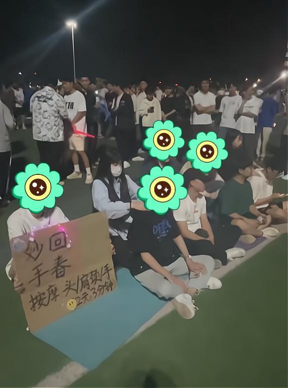 适合在大学附近摆摊的生意，大学门口适合摆摊卖什么？