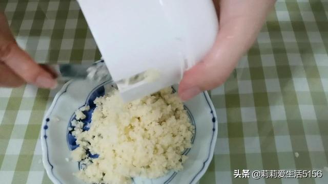 粉丝蒜蓉虾蒸多长时间，蒜蓉粉丝蒸虾需要蒸几分钟？