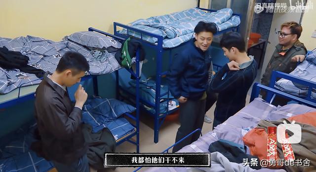 富士康13跳时间段（富士康13跳原因）