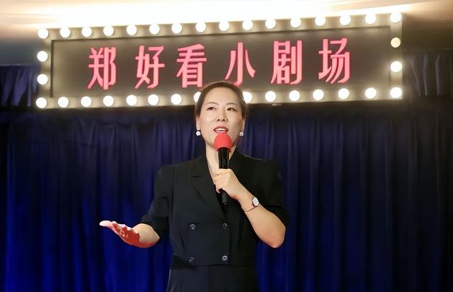 抖音里的世界那么大是什么歌曲，抖音里的世界那么大是什么歌曲啊？