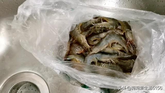 粉丝蒜蓉虾蒸多长时间，蒜蓉粉丝蒸虾需要蒸几分钟？
