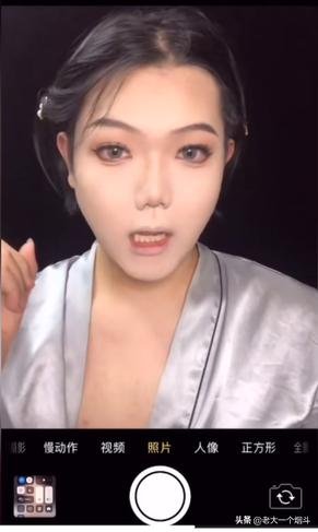 收到男朋友红包怎么幽默回复（男朋友发了红包怎么幽默回复）