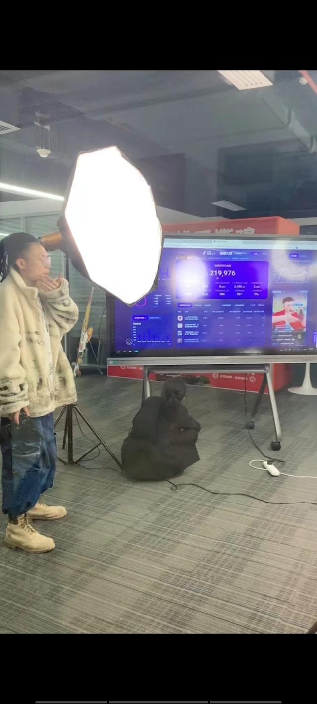 自己开网店起什么名字，网上开店起名？