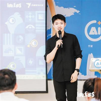 大学生创业计划书封面图片无水印，大学生创业计划书封面图片无水印版