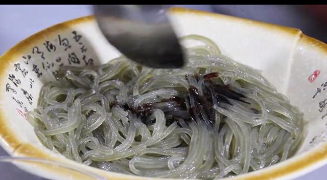 龙口粉丝炒包菜家常做法，包菜炒龙口粉丝的做法？