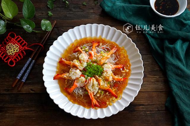 蒜蓉开背虾蒸粉丝的做法，蒜蓉开背虾蒸粉丝的做法窍门？
