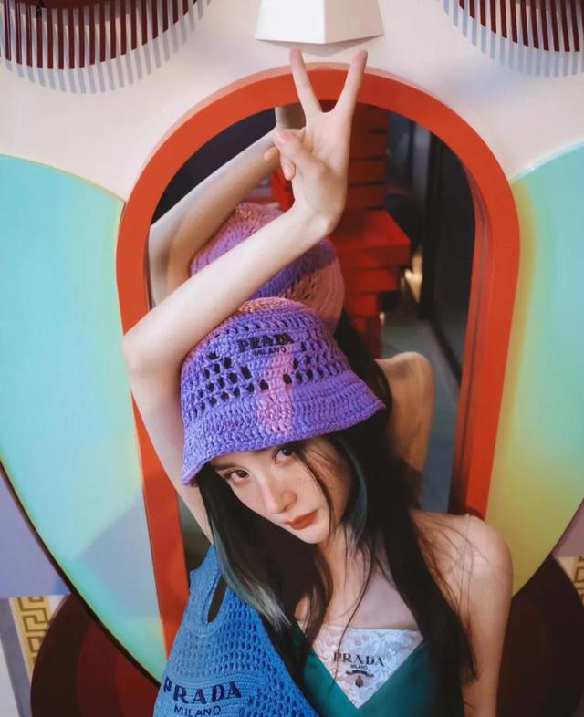 杨幂直播当晚是否会走中路，杨幂带货能力太强？