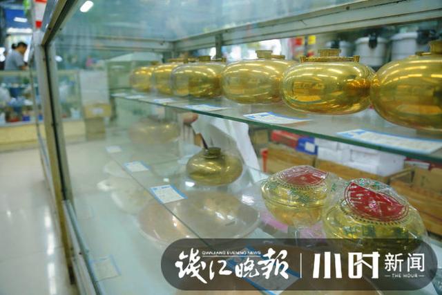 淘宝女装店起什么名好，淘宝女装店铺名称怎么取名好听？