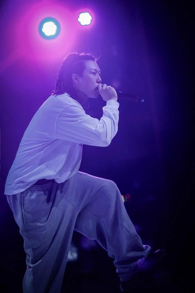 抖音2021最火的rap歌词，抖音rap最火的歌名2021？