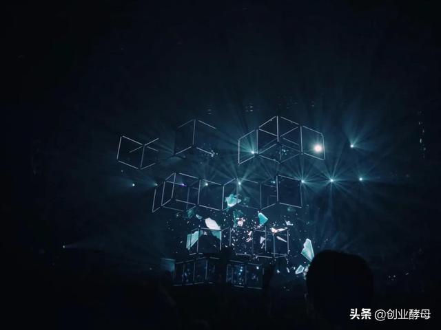 流量是怎么赚钱的，为什么流量能赚钱什么叫赚流量钱？