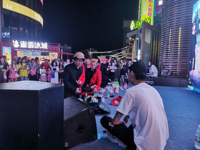抖音名字怎么改昵称男的，抖音名字怎么改昵称男霸气？
