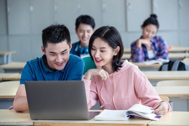 不发朋友圈的女人是什么样的人呢视频，不发朋友圈的女人是什么样的人呢知乎？