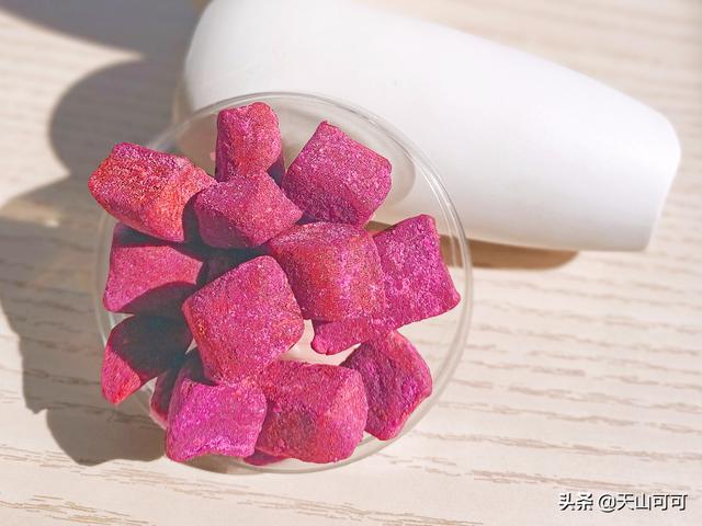黑皮花生和红皮花生哪个好，红皮花生和黑皮花生的区别在哪里？