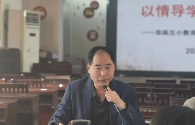 蜘蛛开店续编故事二年级100字，蜘蛛开店续编故事200字二年级？