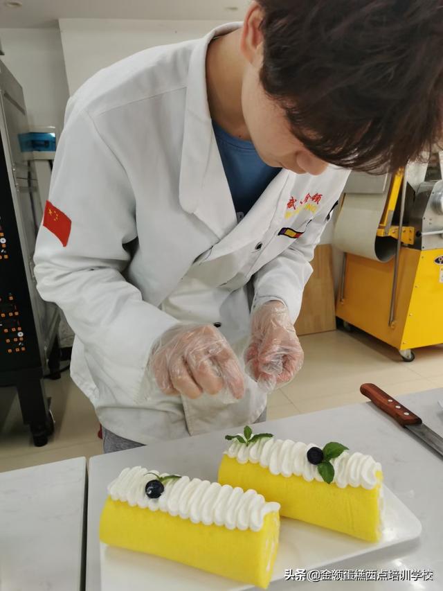 空闲学什么技术挣钱，学什么技术自由还赚钱娱乐场？