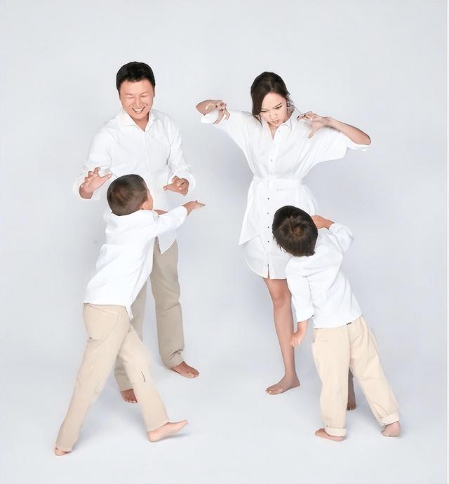 三十年结婚纪念日经典短句，结婚九周年纪念日经典短句？