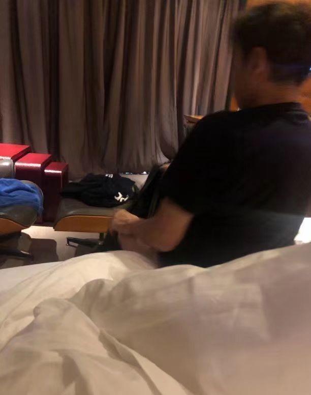 睡粉丝的男明星有哪些知乎短文，睡过粉丝的男星