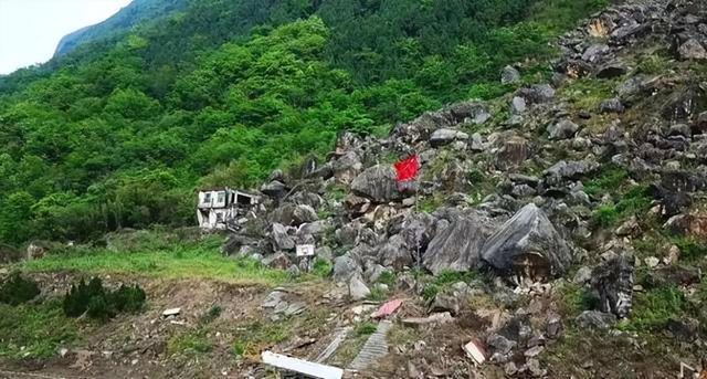 外媒看汶川地震十年_重生后的新生活，外媒看汶川地震视频？