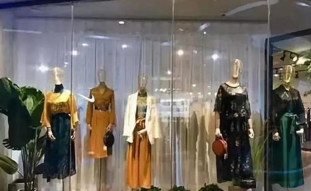 电商牛奶和商场牛奶有区别吗，电商牛奶和实体超市牛奶？