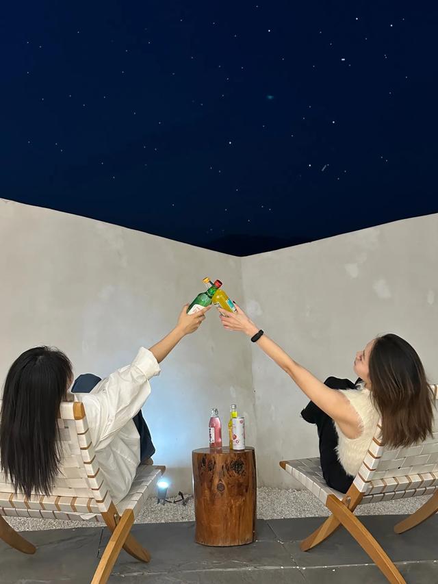 朋友见面的朋友圈文案，友情见证的圈文案？