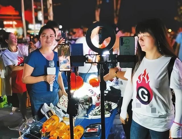 晚上怎么赚钱呢，晚上怎么赚钱呢女生？