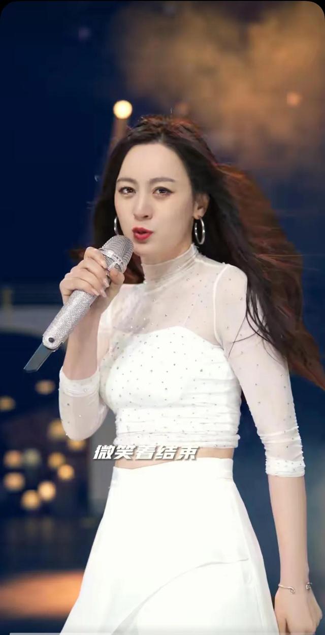 抖音前50名女歌手名单，女歌手排行榜100名？